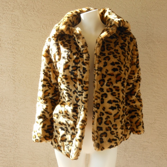 CHEETAH GIRLS Faux Fur Leopard Jacket - Picture 4 of 8